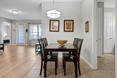 Condo in Orlando, Florida, 2 bedrooms  № 2219797 - photo 16