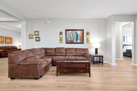 Condo in Orlando, Florida, 2 bedrooms  № 2219797 - photo 10