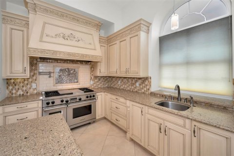 Villa ou maison à vendre à Tierra Verde, Floride: 6 chambres, 474.27 m2 № 2298556 - photo 19