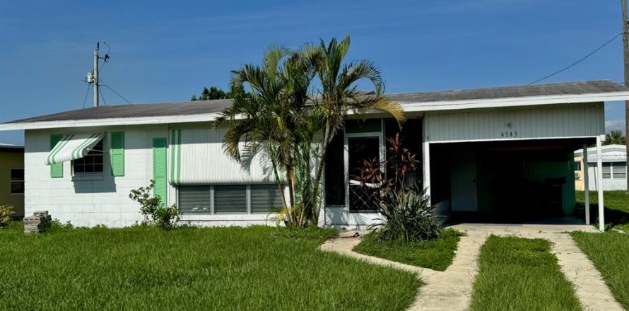 Villa ou maison à North Port, Floride 2 chambres, 67.73 m2 № 1903492