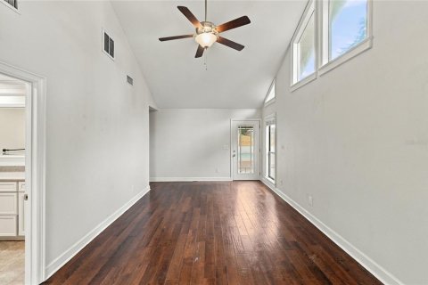 House in Lakeland, Florida 4 bedrooms, 273.23 sq.m. № 2410128 - photo 30