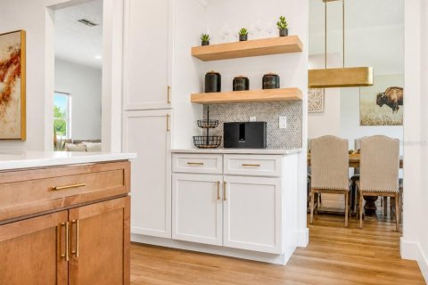 Villa ou maison à vendre à Oviedo, Floride: 3 chambres, 177.44 m2 № 2221699 - photo 6