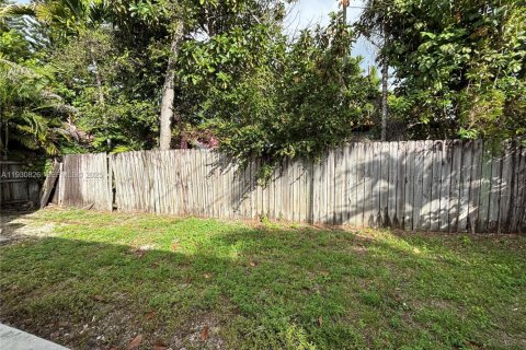 Снять в аренду виллу или дом в Майами, Флорида 2 спальни, 136.94м2, № 1990868 - фото 23