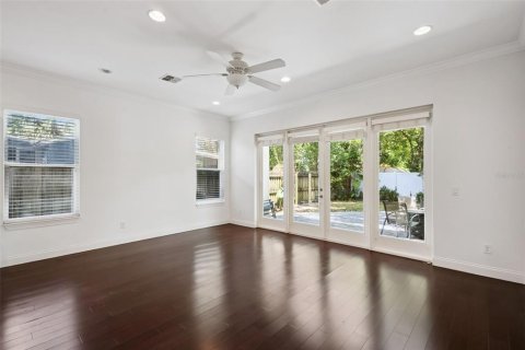 Townhouse in Orlando, Florida 3 bedrooms, 214.98 sq.m. № 2093174 - photo 18