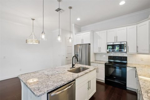 Townhouse in Orlando, Florida 3 bedrooms, 214.98 sq.m. № 2093174 - photo 9