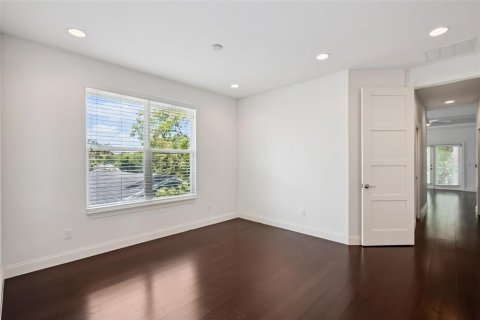 Townhouse in Orlando, Florida 3 bedrooms, 214.98 sq.m. № 2093174 - photo 24