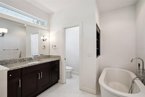 Townhouse in Orlando, Florida 3 bedrooms, 214.98 sq.m. № 2093174 - photo 30