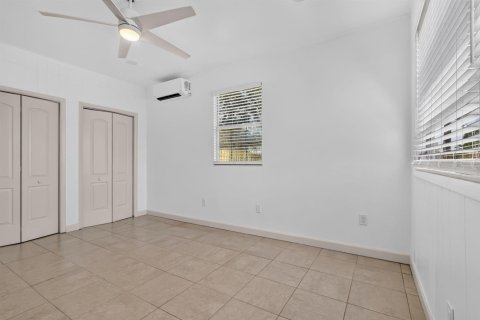 Villa ou maison à louer à Lantana, Floride: 3 chambres, 117.8 m2 № 2281830 - photo 20