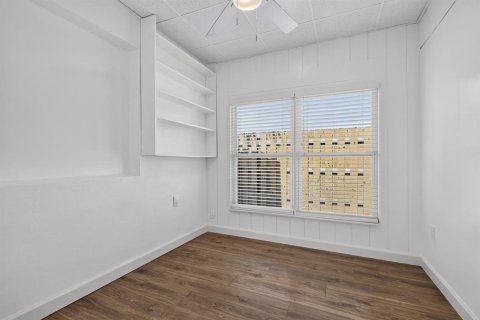 Villa ou maison à louer à Lantana, Floride: 3 chambres, 117.8 m2 № 2281830 - photo 18