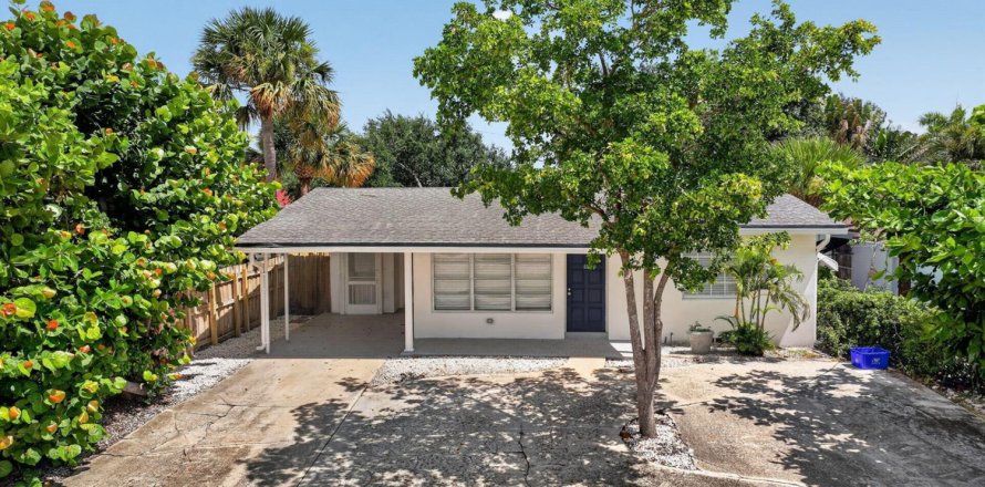 Villa ou maison à Lantana, Floride 3 chambres, 117.8 m2 № 2281830