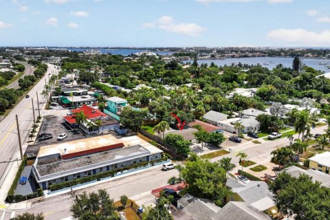Villa ou maison à louer à Lantana, Floride: 3 chambres, 117.8 m2 № 2281830 - photo 29