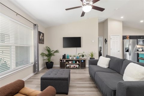House in Ocala, Florida 3 bedrooms, 145.48 sq.m. № 1908960 - photo 3