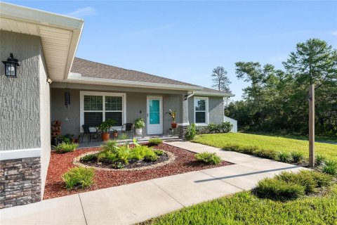 House in Ocala, Florida 3 bedrooms, 145.48 sq.m. № 1908960 - photo 2