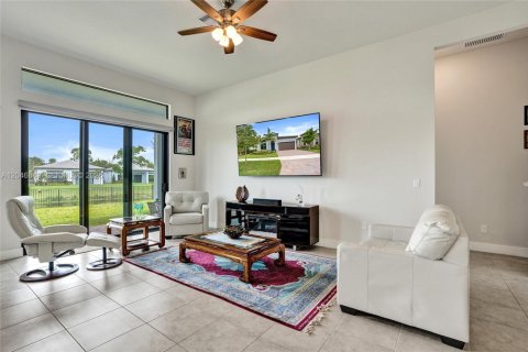 House in Parkland, Florida 3 bedrooms, 163.69 sq.m. № 2247011 - photo 7