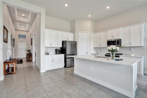 House in Parkland, Florida 3 bedrooms, 163.69 sq.m. № 2247011 - photo 14