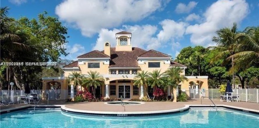Condo à Oakland Park, Floride, 2 chambres  № 2170334