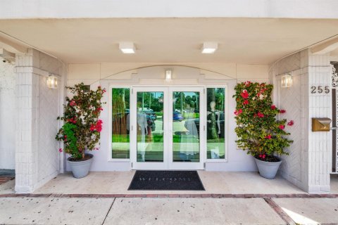 Immobilier commercial à vendre à Palm Beach, Floride № 2181343 - photo 3