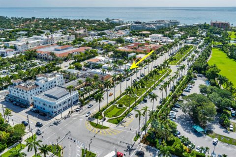 Immobilier commercial à vendre à Palm Beach, Floride № 2181343 - photo 10
