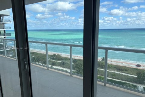 Copropriété à vendre à Surfside, Floride: 2 chambres, 139.35 m2 № 1991741 - photo 3