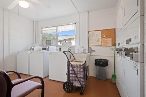 Condominio en venta en Saint Petersburg, Florida, 2 dormitorios, 105.44 m2 № 1534175 - foto 20