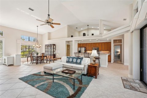 Villa ou maison à vendre à North Port, Floride: 3 chambres, 212.84 m2 № 1518326 - photo 6