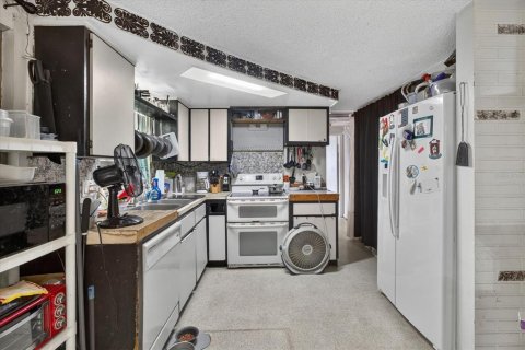 Villa ou maison à vendre à New Port Richey, Floride: 3 chambres, 119.38 m2 № 2237854 - photo 25
