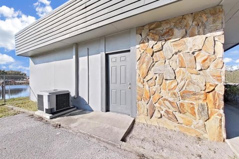 Propiedad comercial en venta en Largo, Florida, 245.26 m2 № 1557306 - foto 21