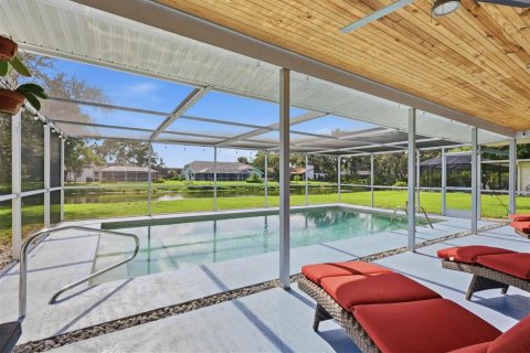 House in Sarasota, Florida 4 bedrooms, 203.83 sq.m. № 2266611 - photo 26