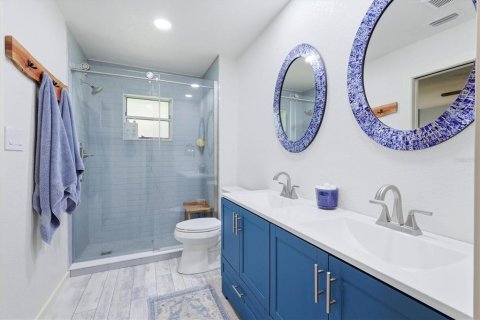 House in Sarasota, Florida 4 bedrooms, 203.83 sq.m. № 2266611 - photo 20