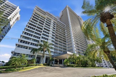 Condominio en venta en Fort Lauderdale, Florida, 2 dormitorios, 153.29 m2 № 2031382 - foto 8