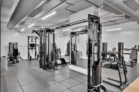 Купить кондоминиум в Майами, Флорида 1 спальня, 98.85м2, № 2089823 - фото 19