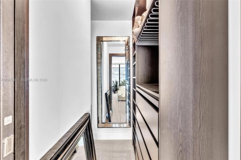 Купить кондоминиум в Майами, Флорида 1 спальня, 98.85м2, № 2089823 - фото 13