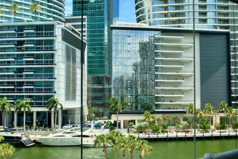 Condo in Miami, Florida, 1 bedroom  № 1888793 - photo 22