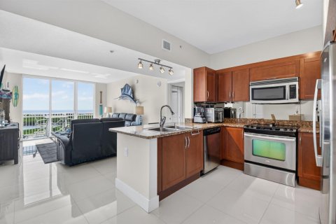Condo in Boynton Beach, Florida, 2 bedrooms № 2187099 - photo 6