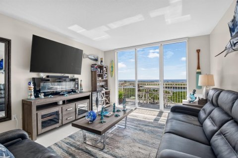 Condo in Boynton Beach, Florida, 2 bedrooms № 2187099 - photo 13