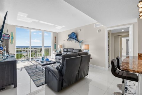 Condo in Boynton Beach, Florida, 2 bedrooms № 2187099 - photo 11