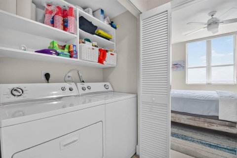 Condo in Boynton Beach, Florida, 2 bedrooms № 2187099 - photo 30
