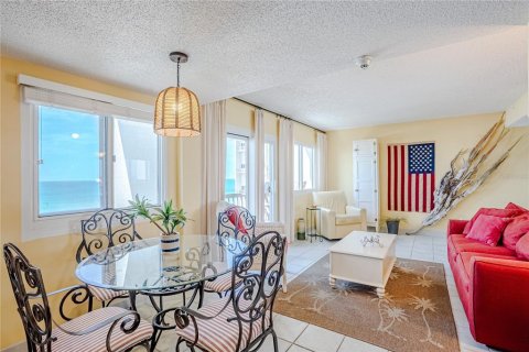 Condo in Panama City Beach, Florida, 2 bedrooms № 2210188 - photo 4