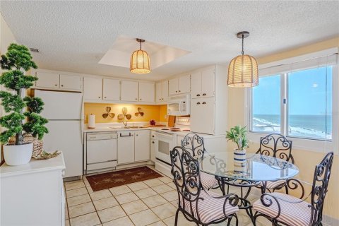 Condo in Panama City Beach, Florida, 2 bedrooms № 2210188 - photo 13
