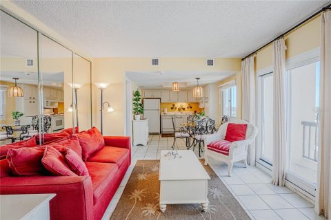 Condo in Panama City Beach, Florida, 2 bedrooms № 2210188 - photo 9