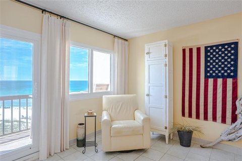 Condo in Panama City Beach, Florida, 2 bedrooms № 2210188 - photo 6