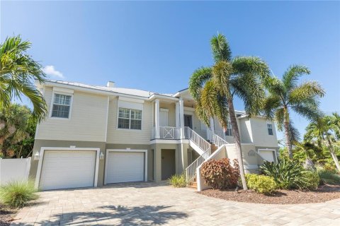 Casa en venta en Placida, Florida, 4 dormitorios, 386.01 m2 № 2310405 - foto 4