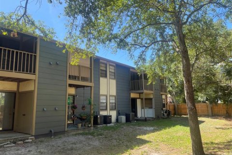Condo in Tampa, Florida, 2 bedrooms № 2396315 - photo 5