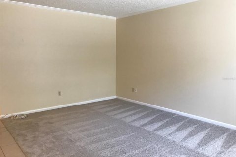 Condo in Tampa, Florida, 2 bedrooms № 2396315 - photo 18