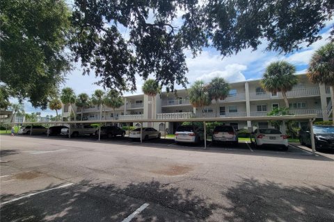 Condominio en venta en Dunedin, Florida, 1 dormitorio, 78.5 m2 № 1899868 - foto 1