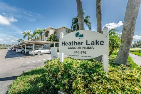 Condominio en venta en Dunedin, Florida, 1 dormitorio, 78.5 m2 № 1899868 - foto 2