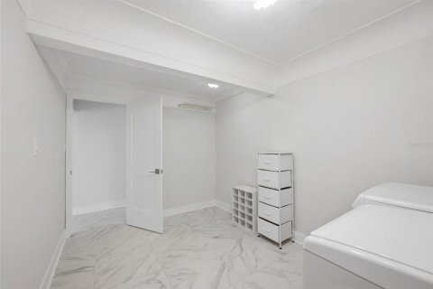Купить виллу или дом в Сент-Питерсберг, Флорида 3 комнаты, 213.49м2, № 2099429 - фото 28