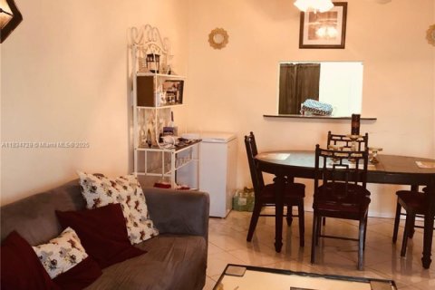 Copropriété à vendre à Lauderdale Lakes, Floride: 1 chambre, 72.74 m2 № 1977927 - photo 9