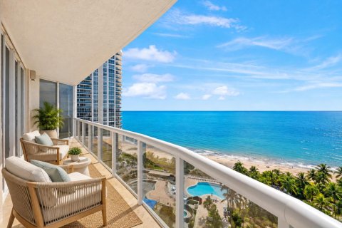 Condo in Fort Lauderdale, Florida, 3 bedrooms № 2368425