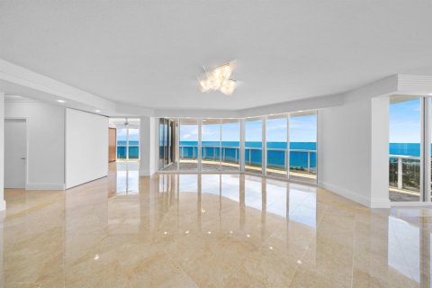 Condo in Fort Lauderdale, Florida, 3 bedrooms  № 2368425 - photo 8